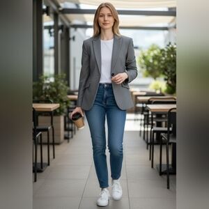 Strenesse By Gabriel Strehle Womens Wool Gray Flare-Back Button Blazer, EUC, 8